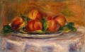 皿の上の桃 ピエール・オーギュスト・ルノワールの静物画